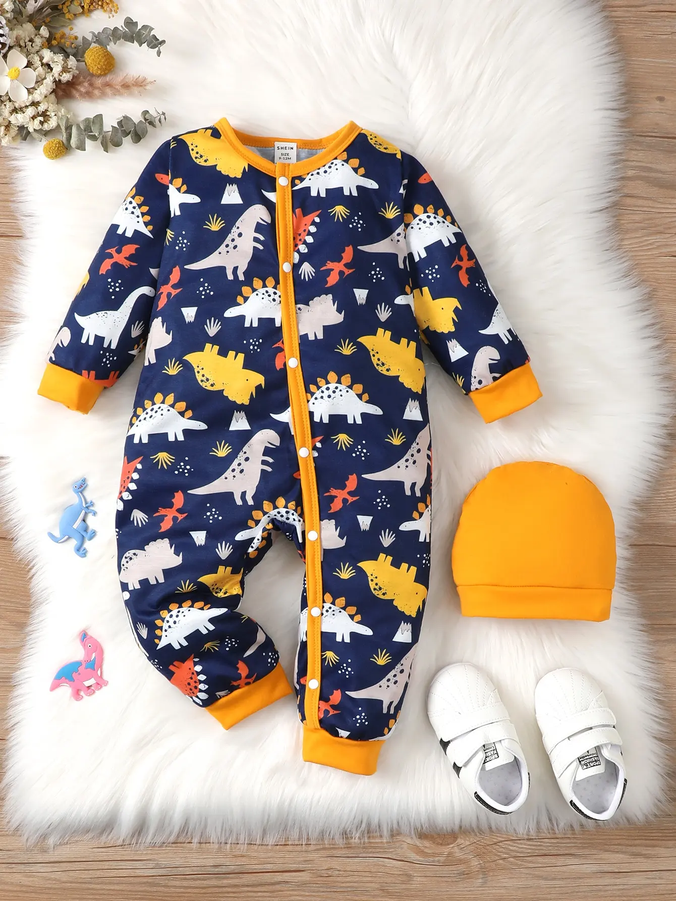 1-24 Months Baby Boy Cute Soft Comfortable Open Front Lap Lap Dinosaur Pattern Onesie & Striped Net Color Hat Spring And Autumn