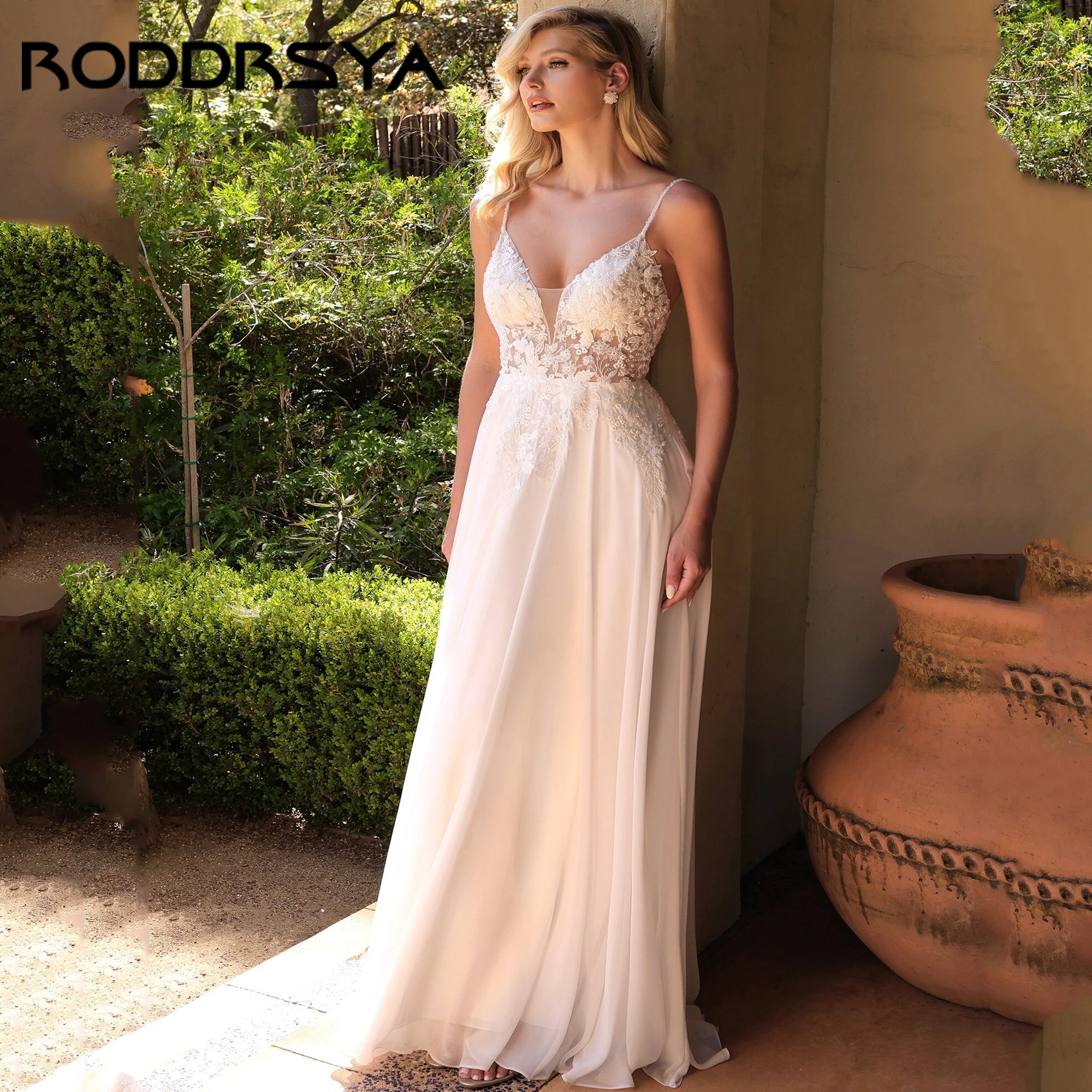 

A-Line Luxury Wedding Dresses Lace Appliques V-Neck Boho Scoop Back Thin Strap Bridal Dress Vestidos De Novia 2025 Customized