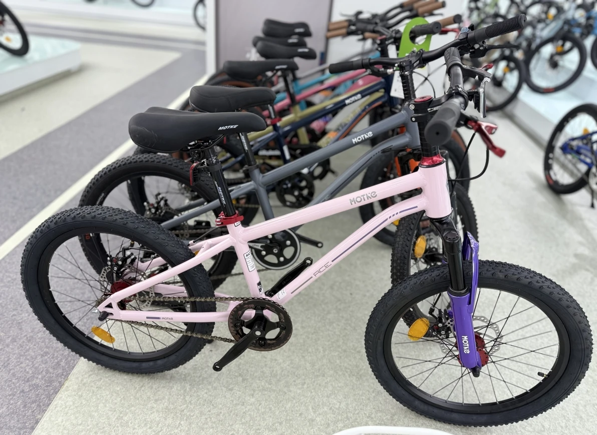 18～22インチの子供用自転車、年齢に適した若いライダー向け自転車