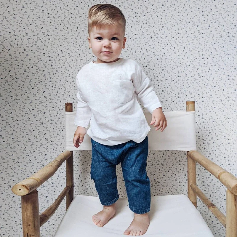 Boy\'s Linen Shirt Spring New Rustic Style Children\'s Round Neck Cotton And Linen Long Sleeved Solid T-Shirts With Pocket TZ410