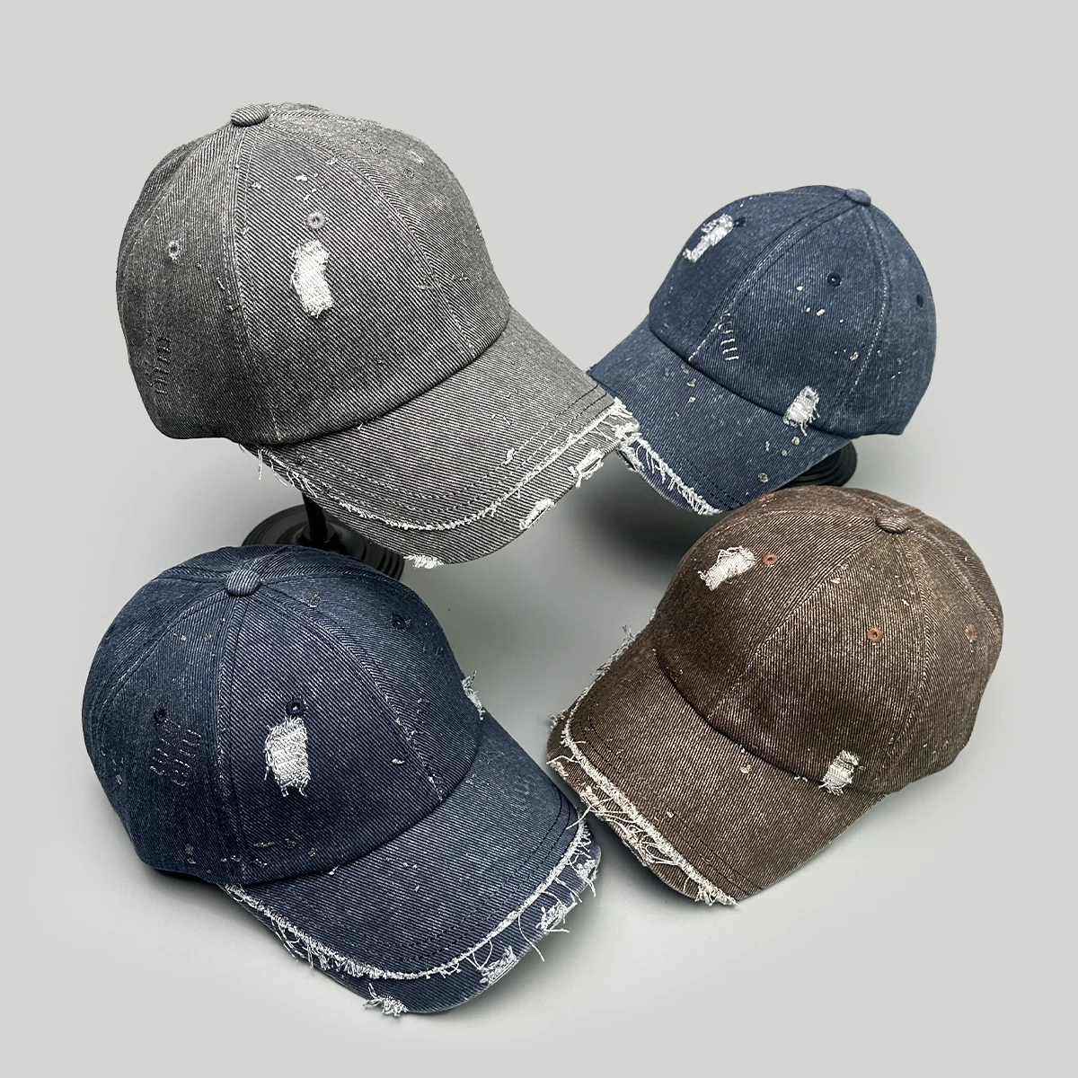 

Broken Style Solid Distress Baseball Hats New Men Women Sunshade Personal Versatile Gold Stamping ins Fashion Street Peaked Caps