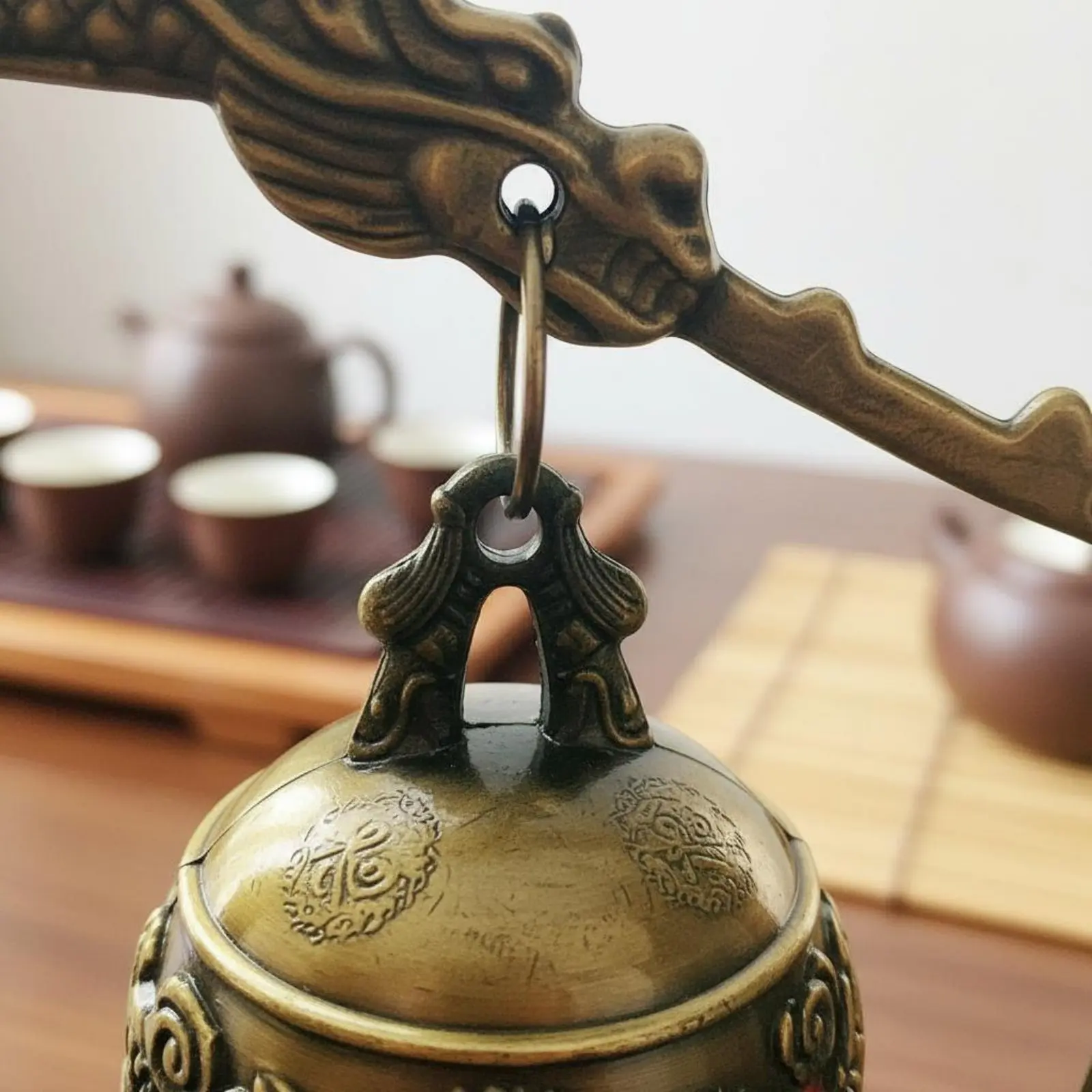 

Antique Design Bronze Gong Embossed Designs Chinese Mythical Creature Gong Decoration House Decoration Tranquil Decor