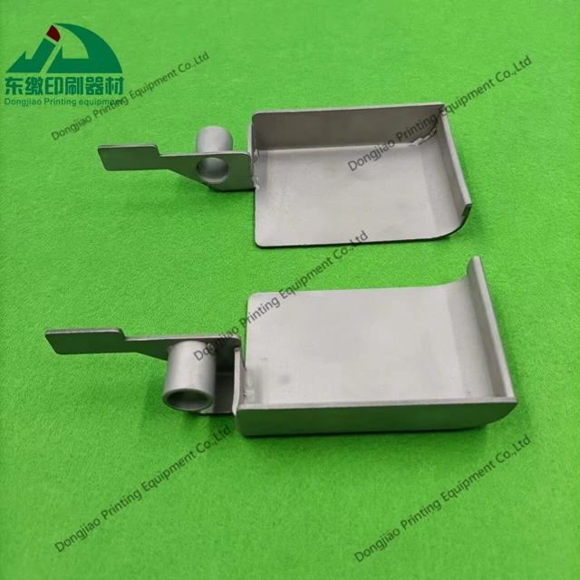 

Feeler Receiving Paper Baffle for Heidelberg Offset Printing Machinery Spare Parts Pressboard Steel Sheet