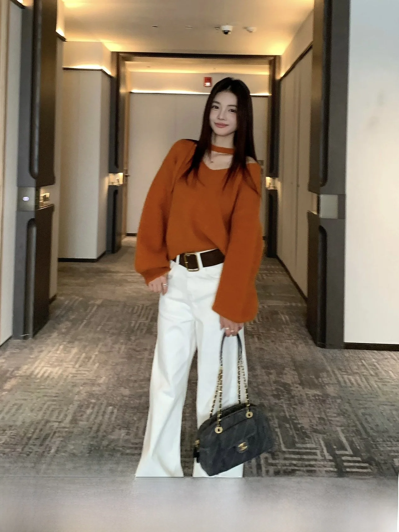 

Джинсы UKILAU с высокой талией и широкими штанинами, белые, женские, осенние, прямого кроя, длинные брюки с эффектом визуального увеличения роста, из смесового хлопка