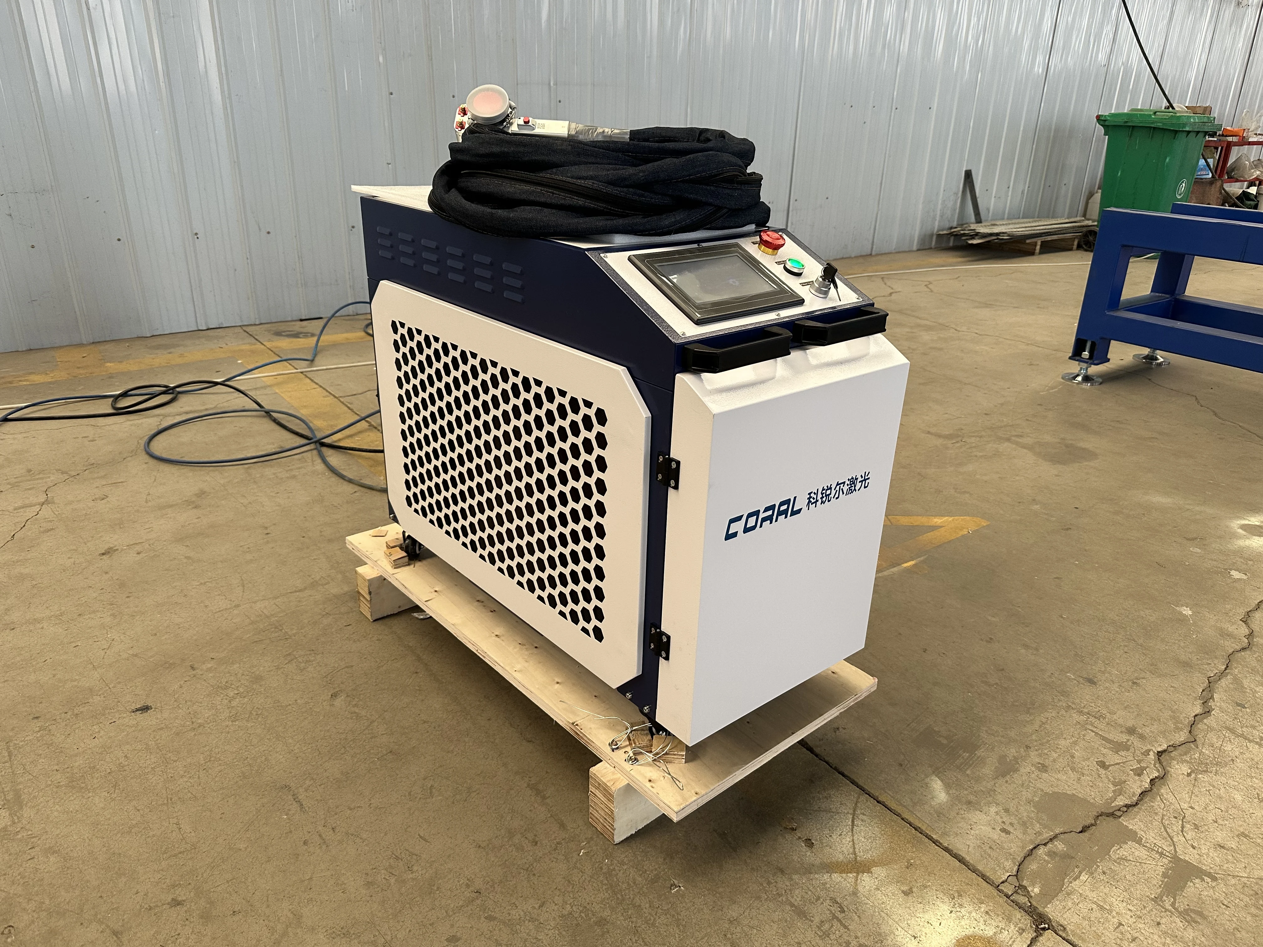 New Low Price 200w 300w 500w 1 - Industrial Laser Cleaning Machine Price recensione e prezzo