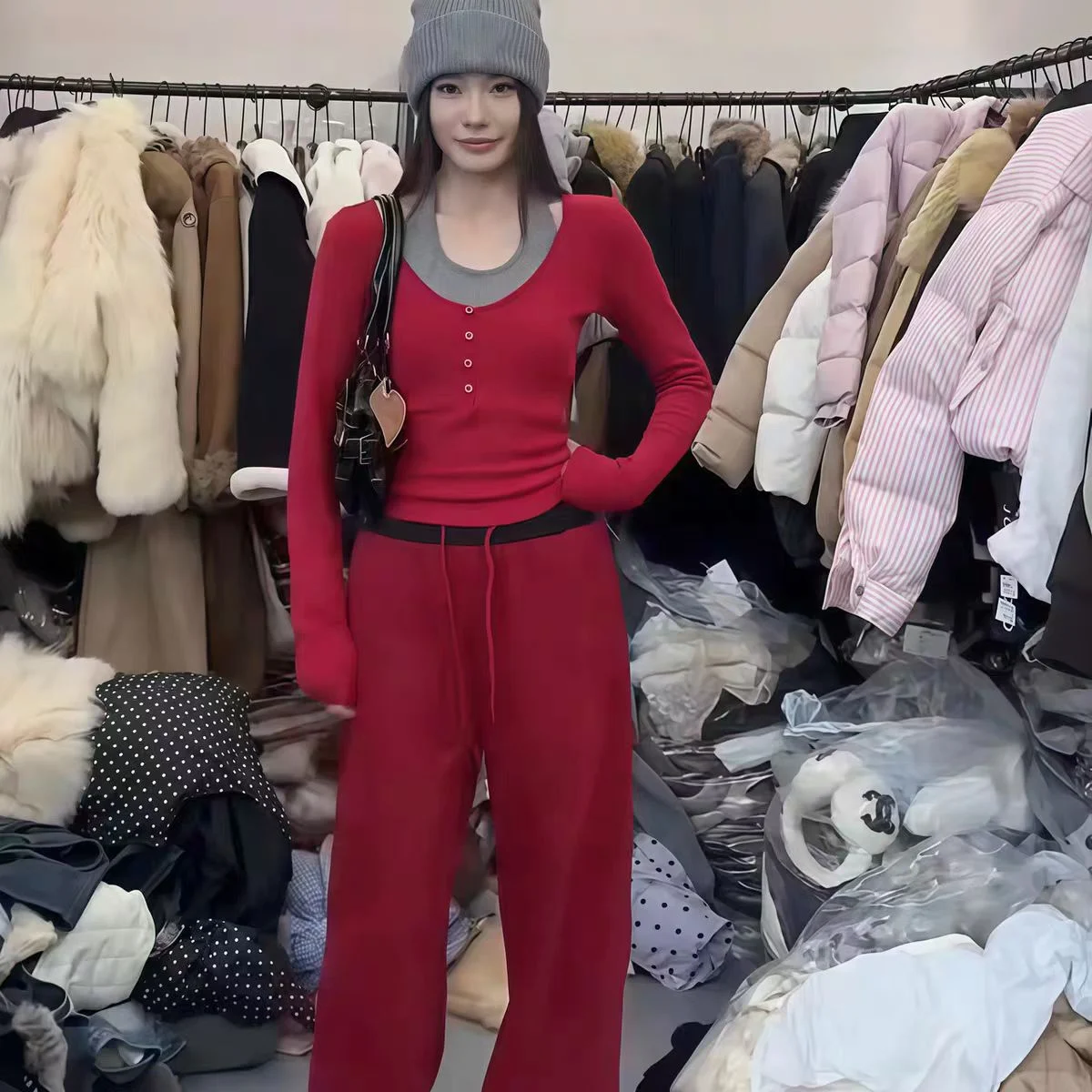 2026년 봄 초 한국 슬림핏 롱 슬리브 브이넥 티셔츠 여성 베이스 레이어 하이웨이스트 코튼 블렌드