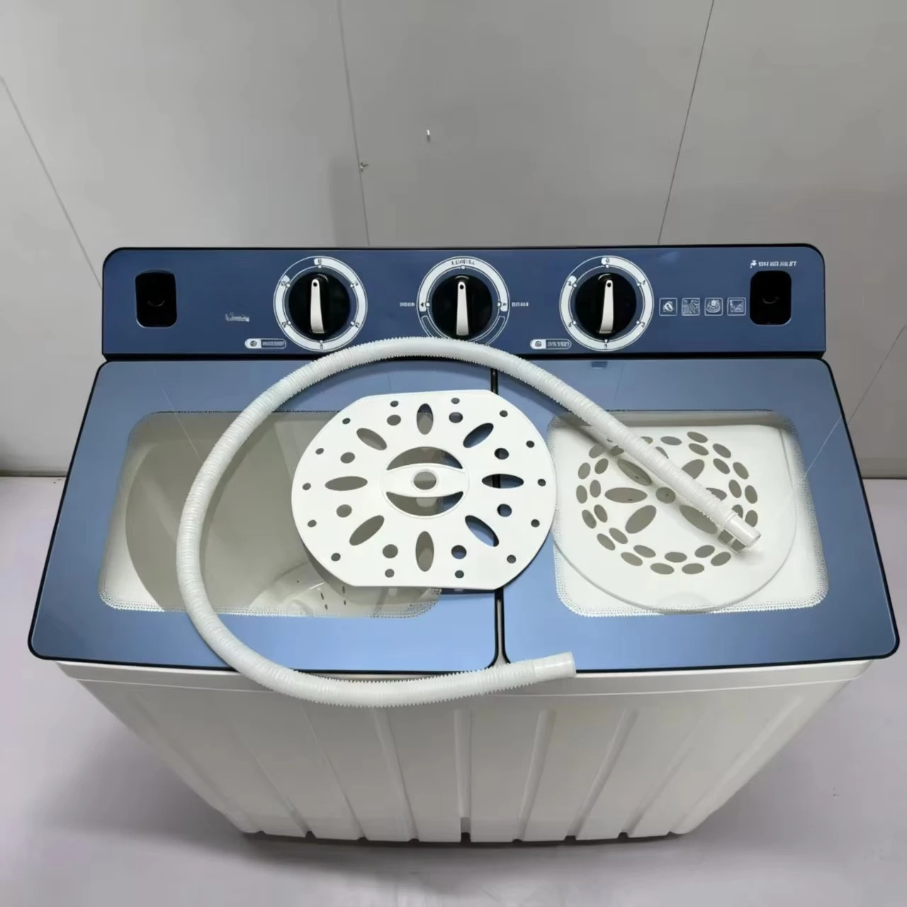 10kg Home Semi-automatic Washing Machine, Twin Tub Double Barrel Washer and Spinner, Portable Rust-proof Plastic Body
