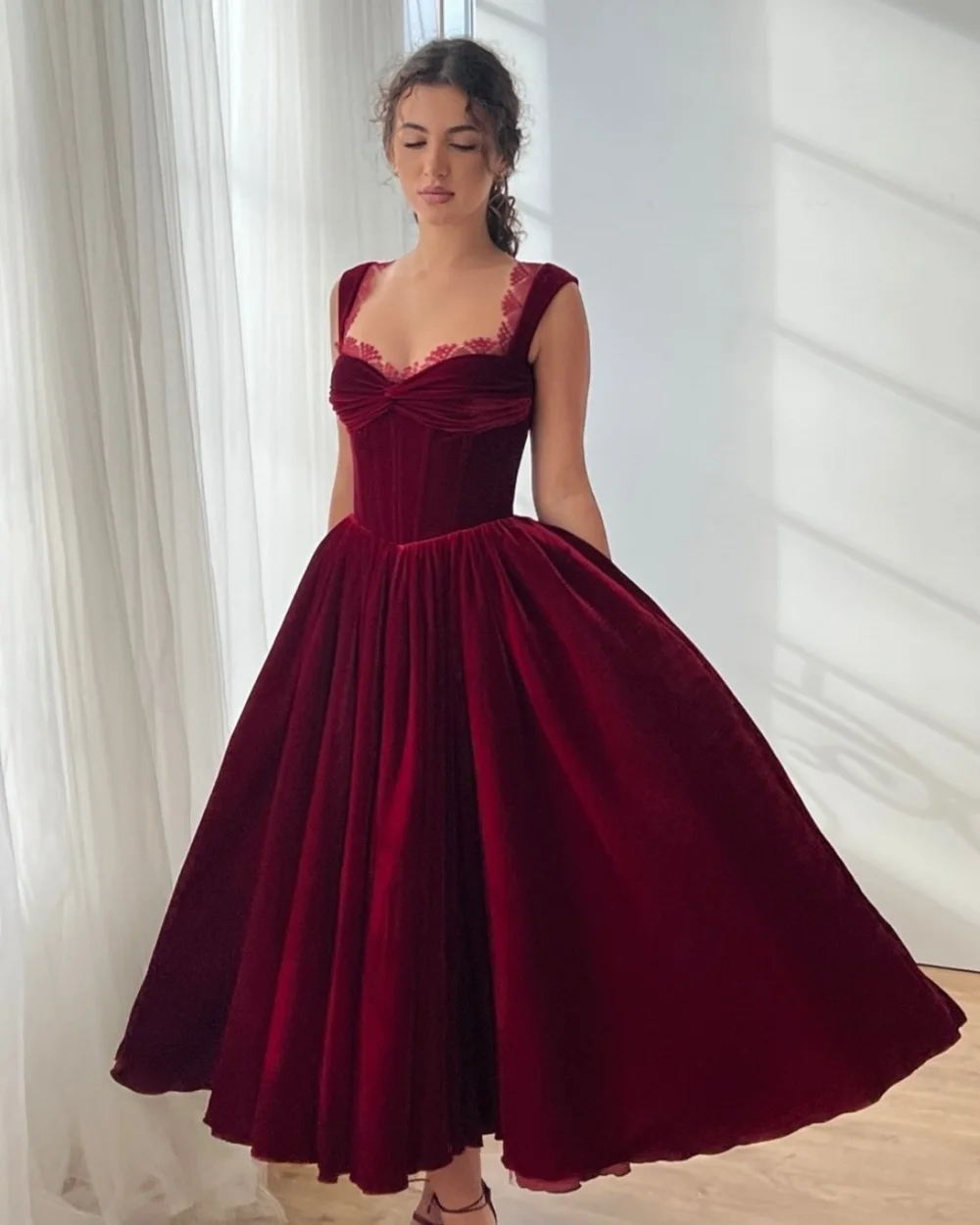 

Customized Elegant High Quality Lace Pleat A-line Off-the-shoulder Midi Dresses Bespoke Occasion Dresses Modern Style Matching