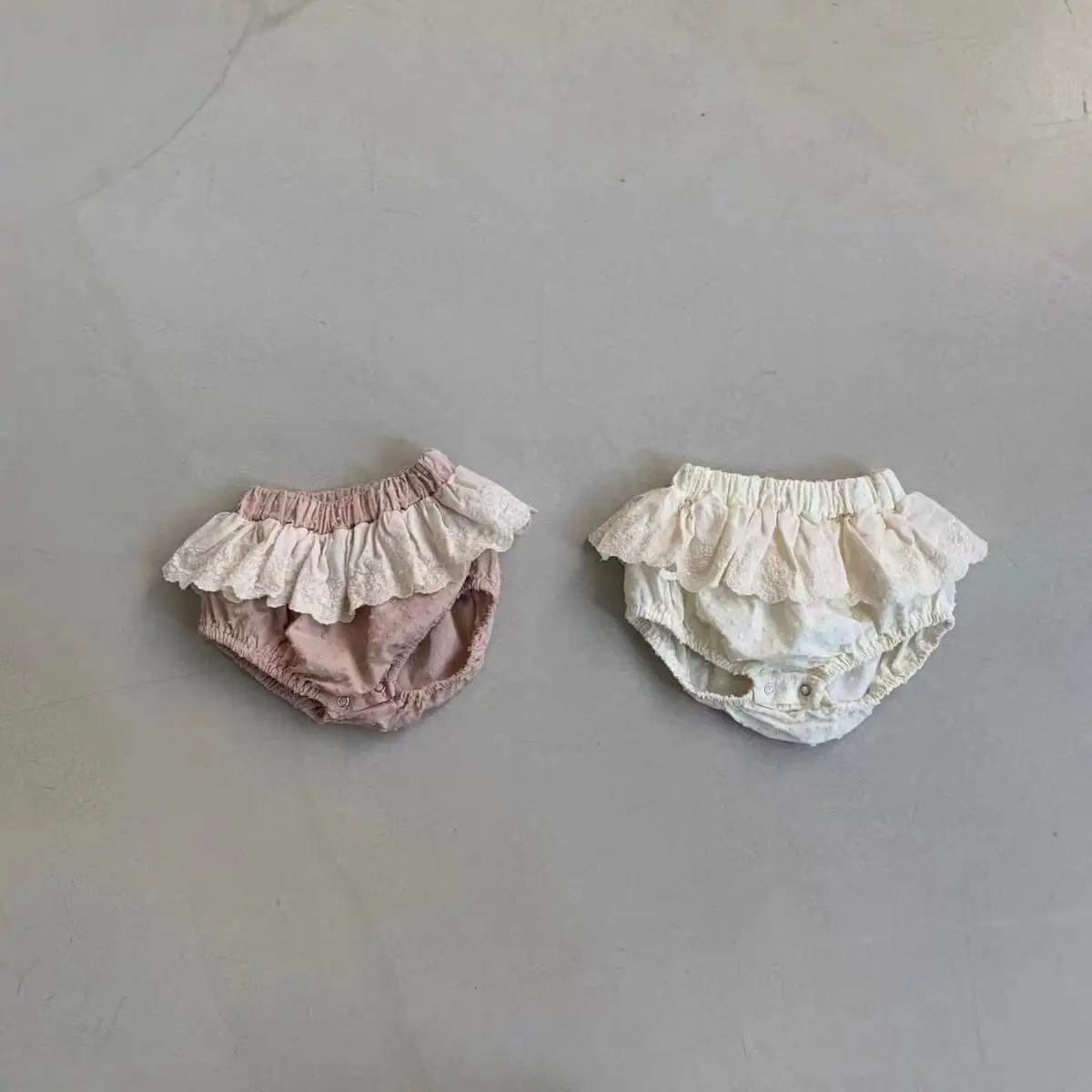 

Ins Children Costume Summer Girl Infant Lace Embroidery Boadysuit Newborn Baby Dots Fashion Shorts Kid Cotton Casual Mini Pants