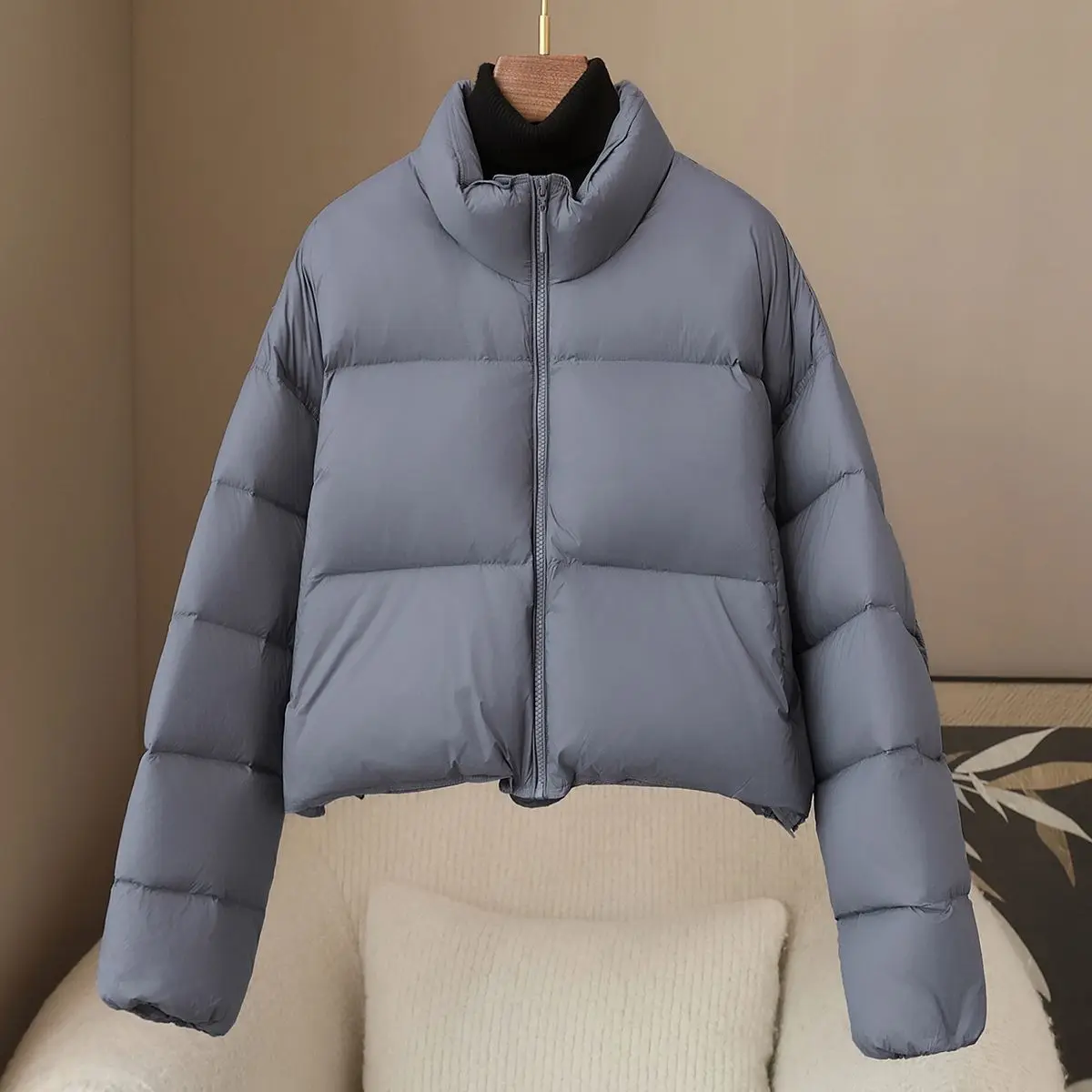 

2025 Spring New 95 Duck Down Jacket Women's Loose Collar Thickened Fashion Bread Coat