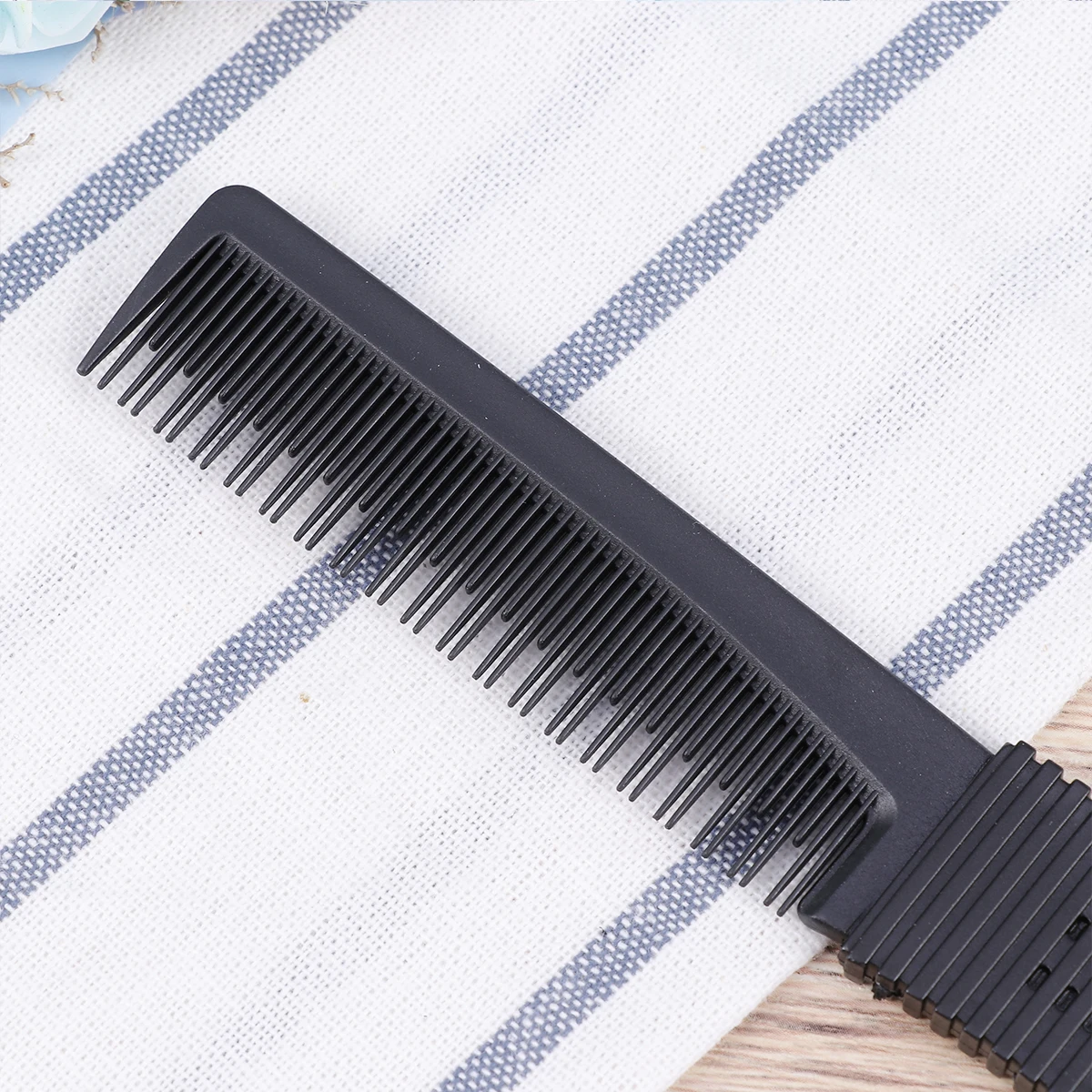 

Anti-static Haircut Comb Carbon Fiber Rat Tail with Pick Black Combs Double Lifting Teasing Braid
