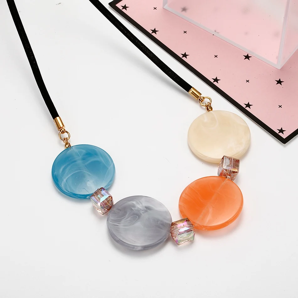 Women\'s Candy Color Necklace for Women Crystal Necklaces & Pendants Acrylic Statement Necklace New Fashion Jewelry Gifts NR089