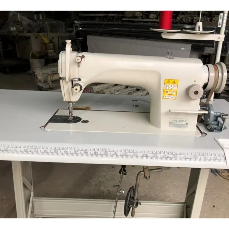 

Single needle lockstitch industrial sewing machine