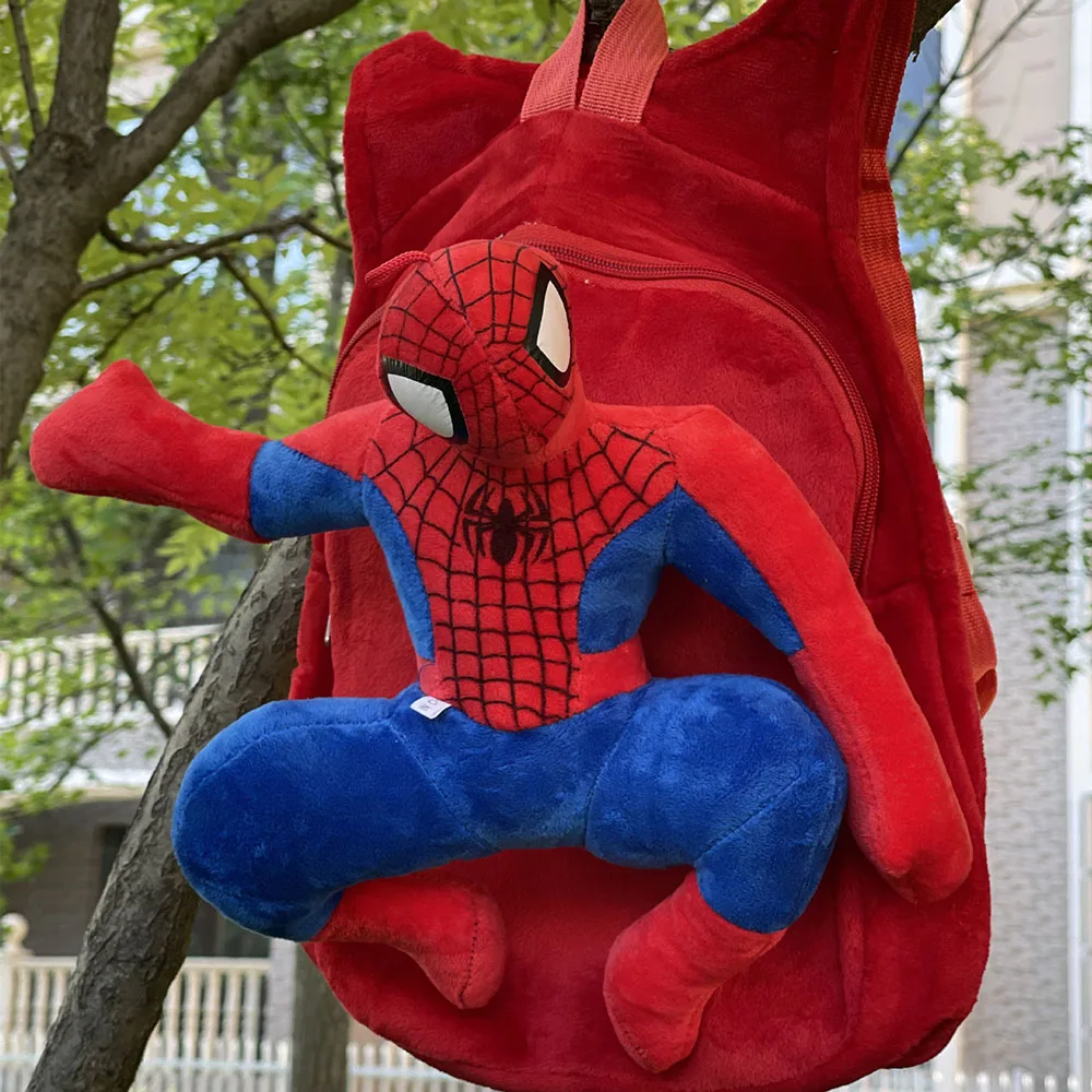 Nowa torba z kreskówek 3D Spider-Man Prezent urodzinowy dla dzieci Regulowana torba z figurką anime Urok Plecak przedszkolny Prezent na imprezę