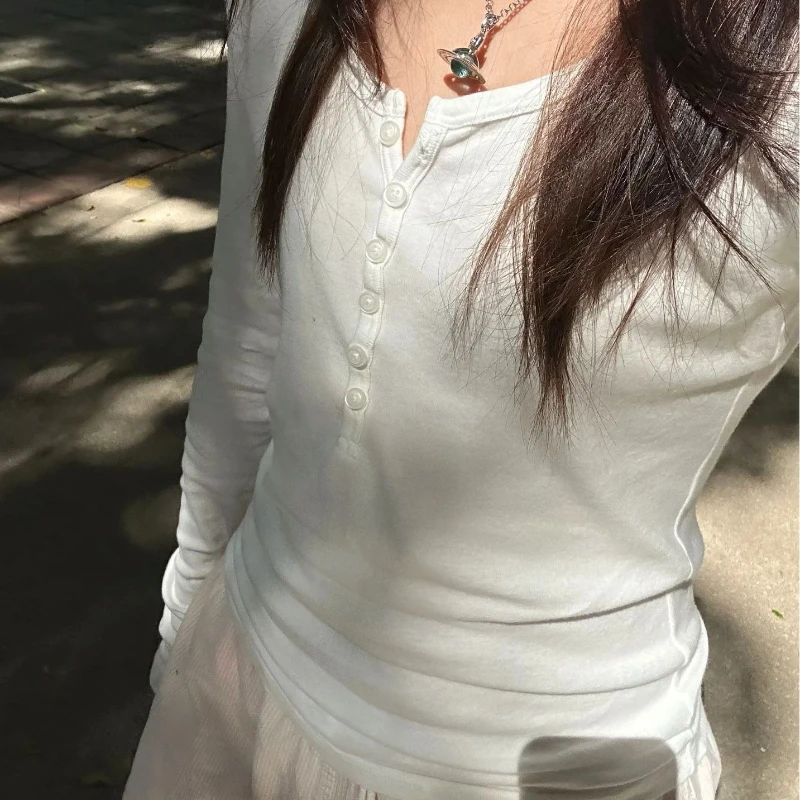 

2026 Spring and Autumn New Hot Selling U-neck Open collarbone Slimming Button Soft Glutinous Cotton T-shirt