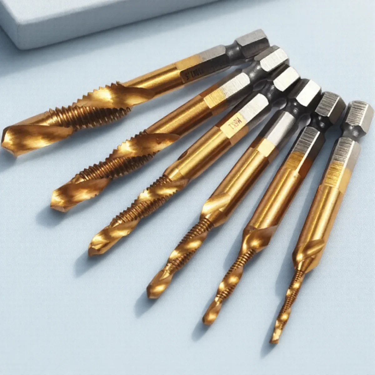 

High-speed Steel Titanium-plated Spiral Taps Machine-use Open Hole Tapping Chamfering Integrated Tools