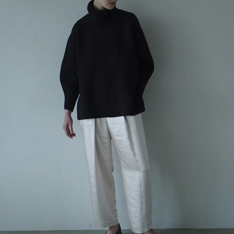 

Autumn and Winter Black Pullovers Hem Side Split Loose Version Detachable Turtleneck Knitted Wool Sweater Women Jumper