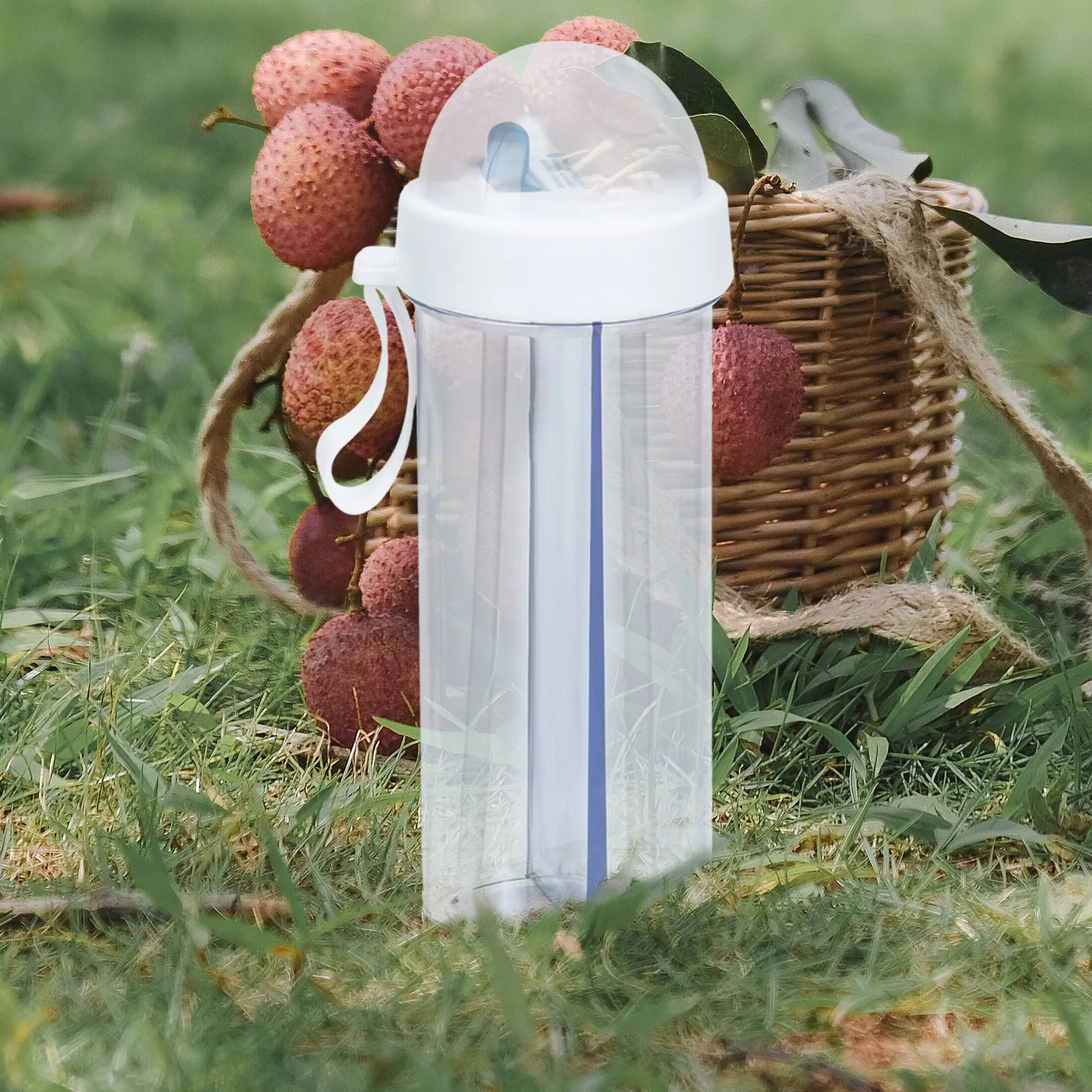 

Creative Double Drinking Cup Dual Use Water Bottle with Straw Sealing Lid Reusable Plastic Bottle for Coffee Adults