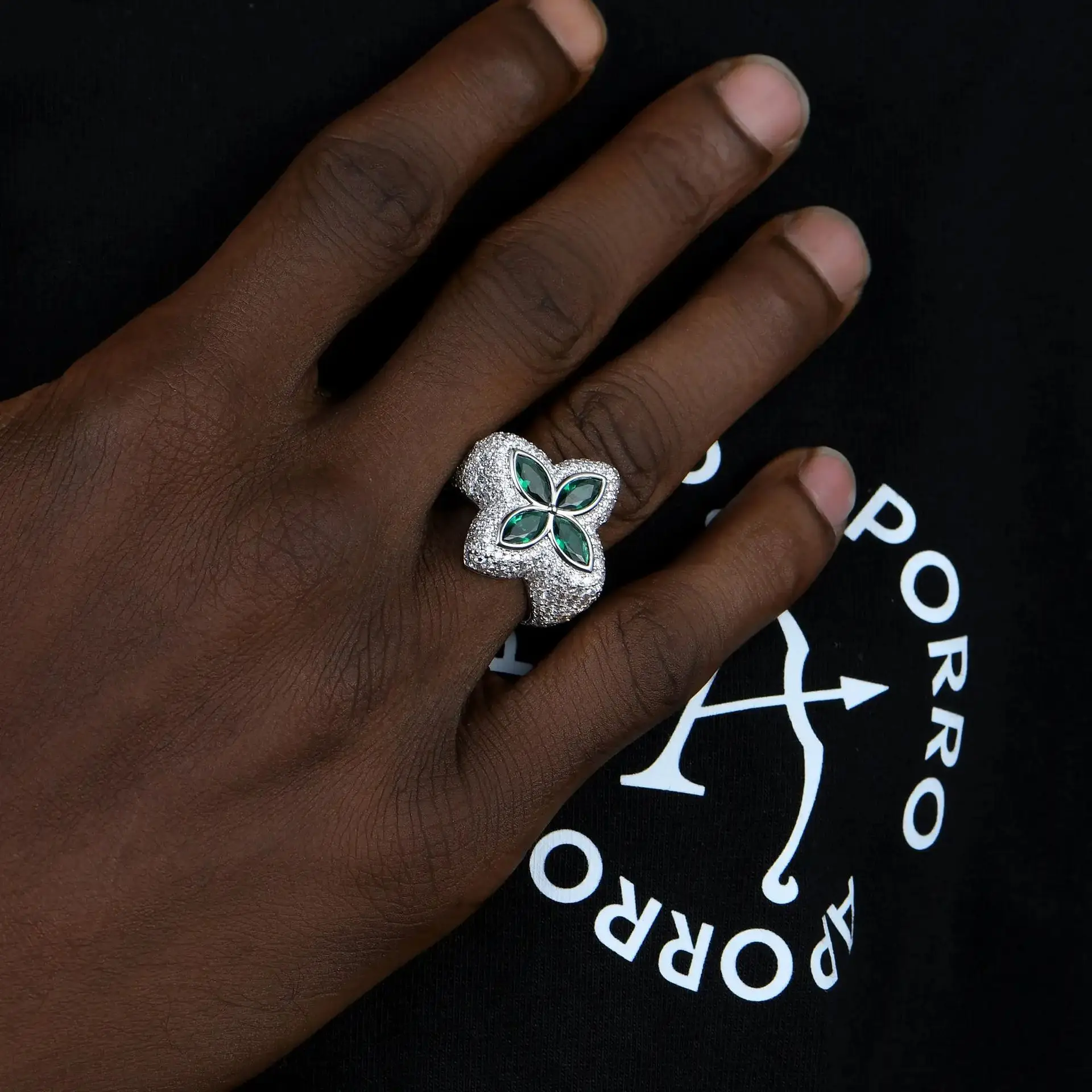 

Unisex Punk Hip Hop Flower Ring Inlaid Cubic Zircon Luxury Personality Exquisite Fashion Party Jewelry Gifts
