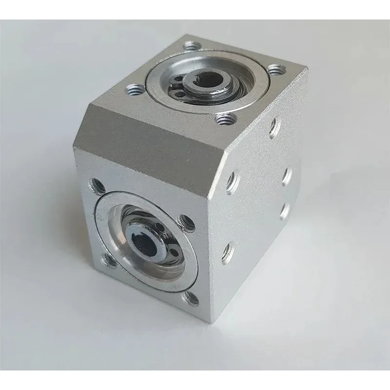 

Высокоточный редуктор рулевого управления: компактная конструкция, стабильная работа, изысканный внешний вид, малое пространство для установки, сервопривод.