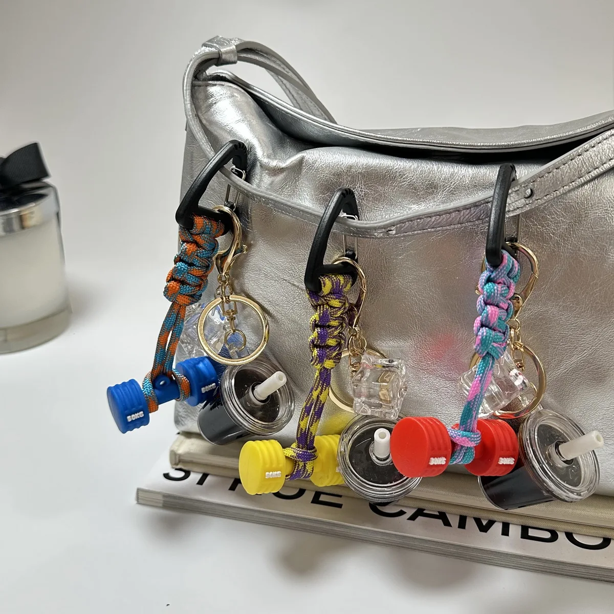 Llavero Americano, Colgante para Bolsa con Diseño de Cubo de Hielo, Colgante de Cuerda Trenzada con Nudo Triangular, Accesorio de Mancuerna, DIY Desmontable