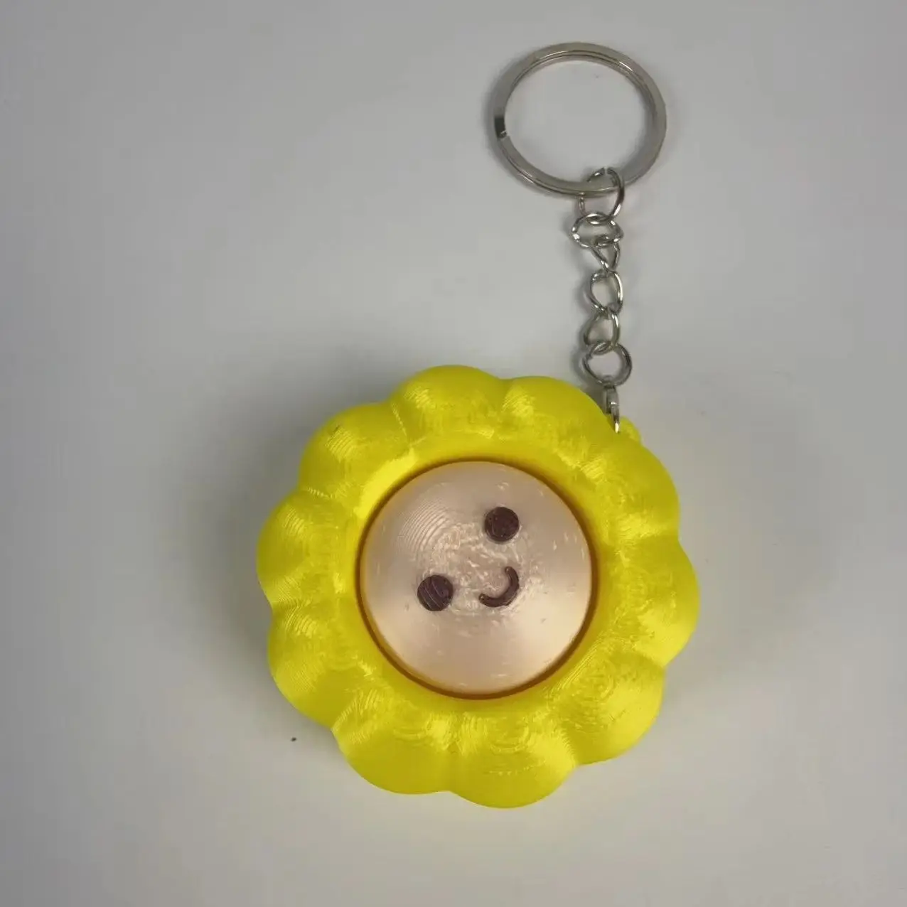 1 Pack Eco-Friendly 3D Printed Daisy Fidget Keychain Cute Flower Stress Relief Sensory Toy PLA Material No Brand