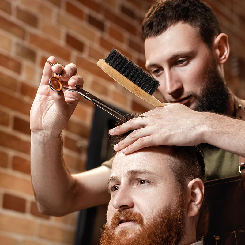 Cepillo de limpieza de cerdas de jabalí con mango de madera, cepillo de barba de peluquería, peine de peinado de peluquero antiestático, herramientas de afeitado para hombres