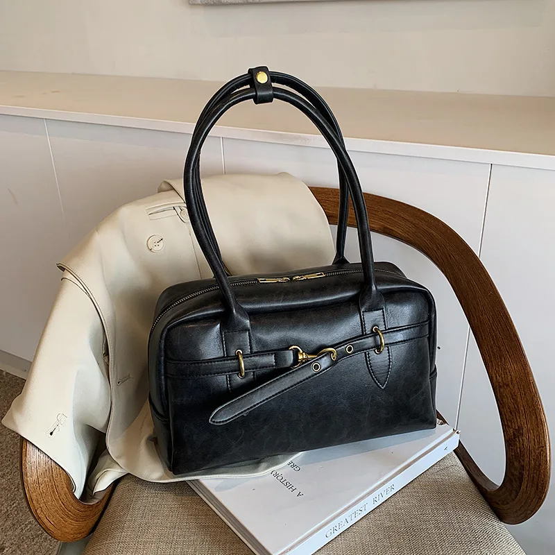 

2025 Fashion Women's Shoulder Underarm Bag luxury design PU leather daily Casual handbag commuting Boston Bowling bag for women