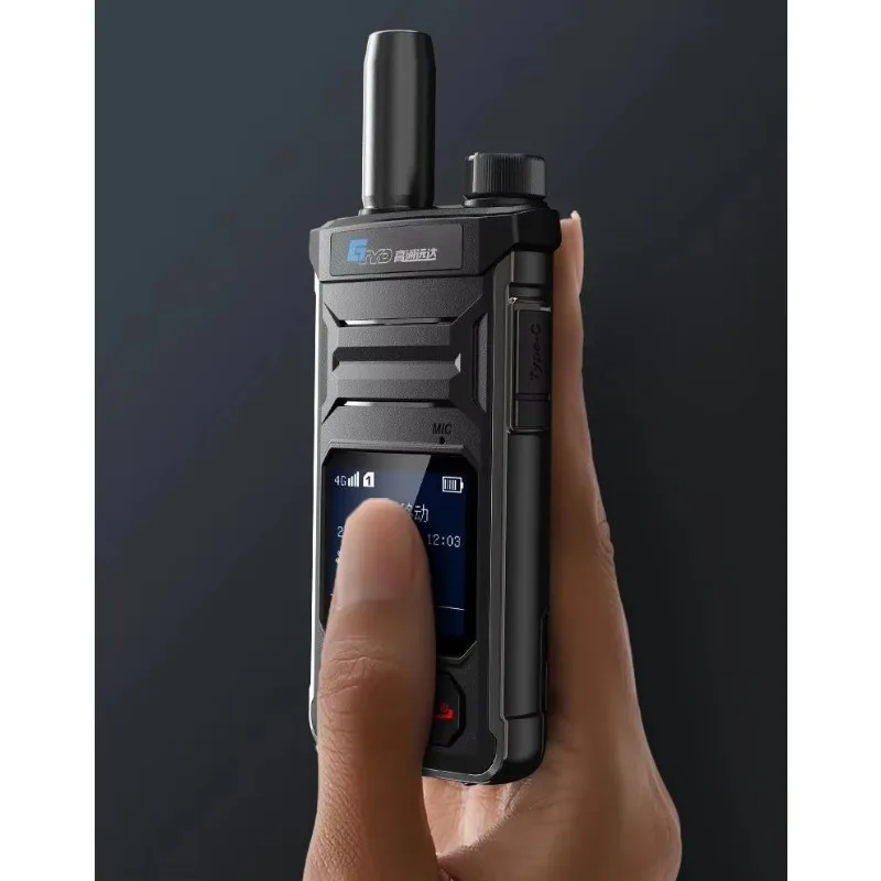 Горячая распродажа 2025 года, портативная рация 4G с длительным сроком службы батареи, портом типа C и домофоном 5000 км, глобальная поддержка SIM-карты PTT