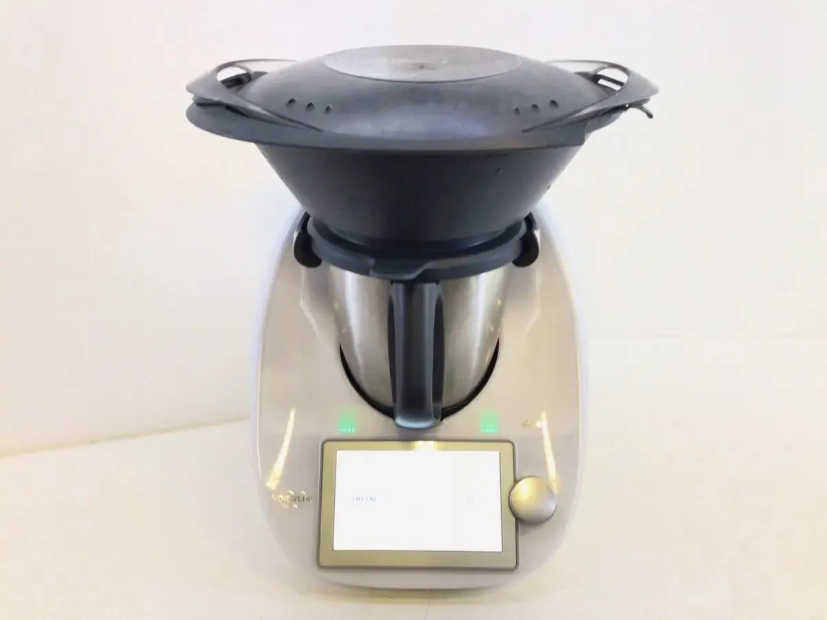 

BRAND NEW Vorwerk Thermomixs TM6 Complete