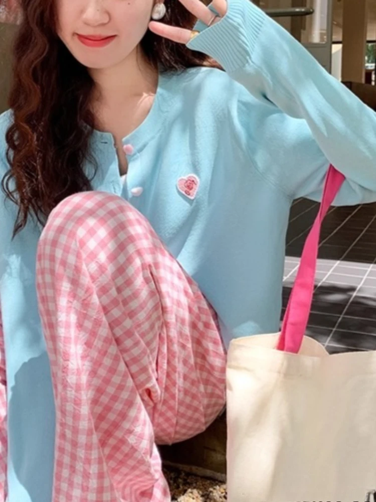 سترة نسائية كورية غير رسمية رفيعة ومتماسكة ناعمة بقصة ضيقة وأكمام طويلة وأزرار علوية أنيقة أوائل الخريف #6