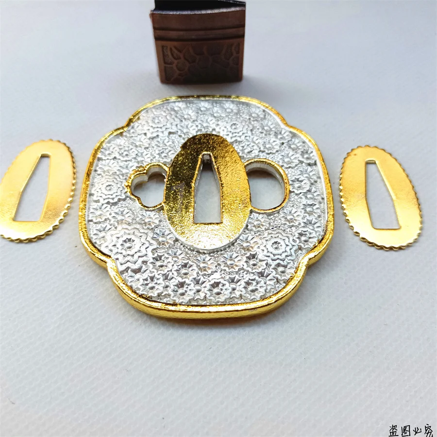 

VERY CREATIVE ALLOY MATERIAL PLUM BLOSSOM TSUBA GUARD HABAKI SEPPA FOR JAPANESE KATANA SAMUARI SWORD FITTINGS NEW