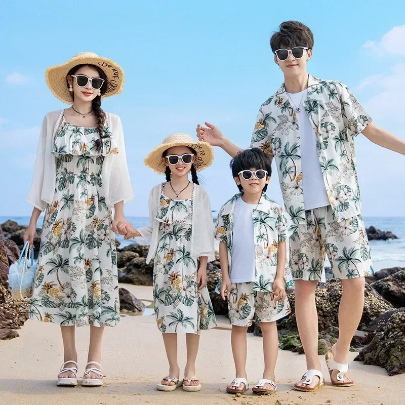 Vacation Look Couple Matching Clothes Family Clothing Mother and Daughter Resort Dress Father Beach Shirts Shorts Two Piece Sets