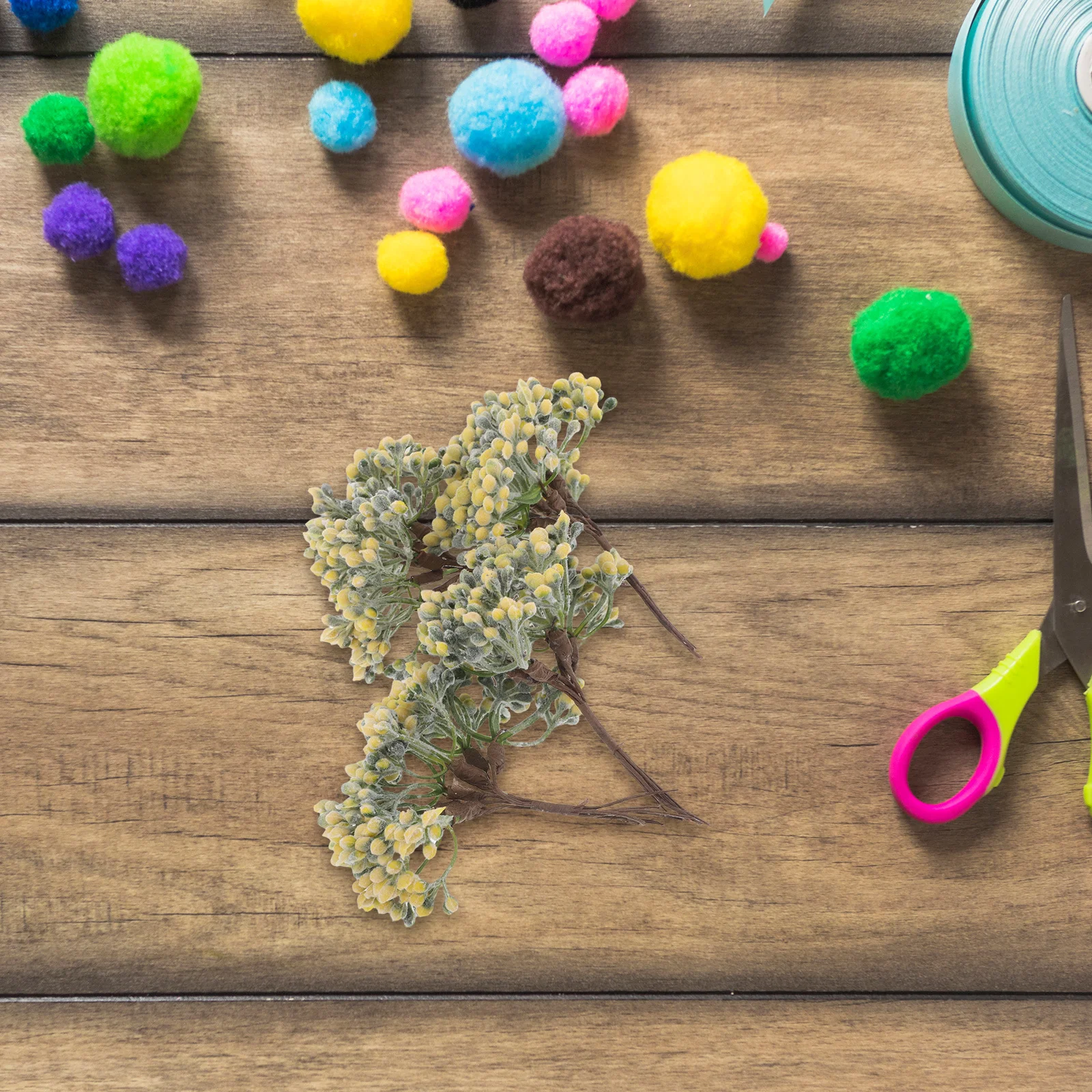 

30Pcs Artificial Red Berries Stems Realistic Frosty Appearance DIY Craft Wedding Home Holiday Decor Artificial Berry Stems