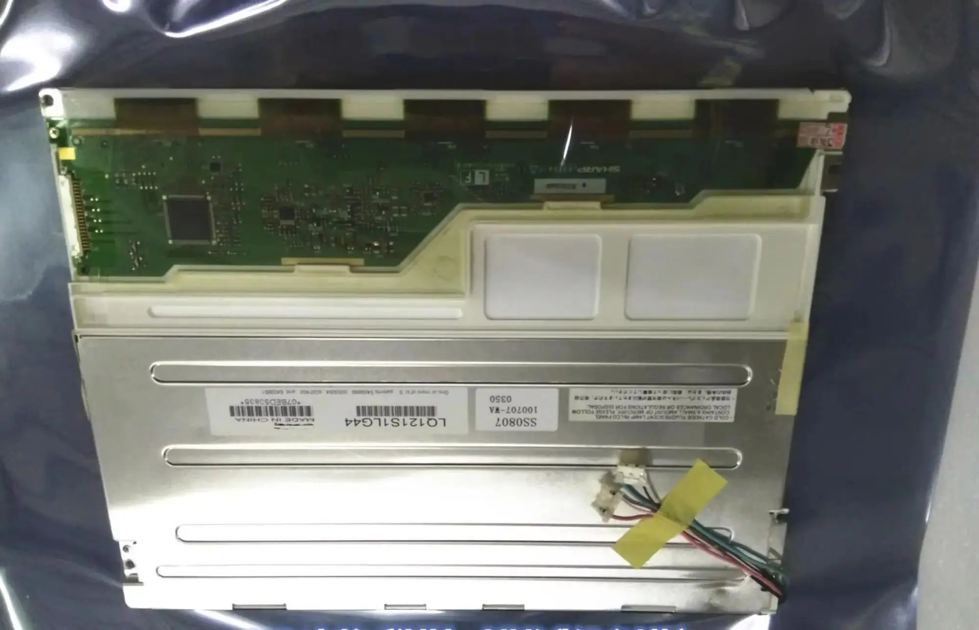 

LQ121S1DG41 LQ121S1DG42 LQ121S1DG44 ЖК-экран