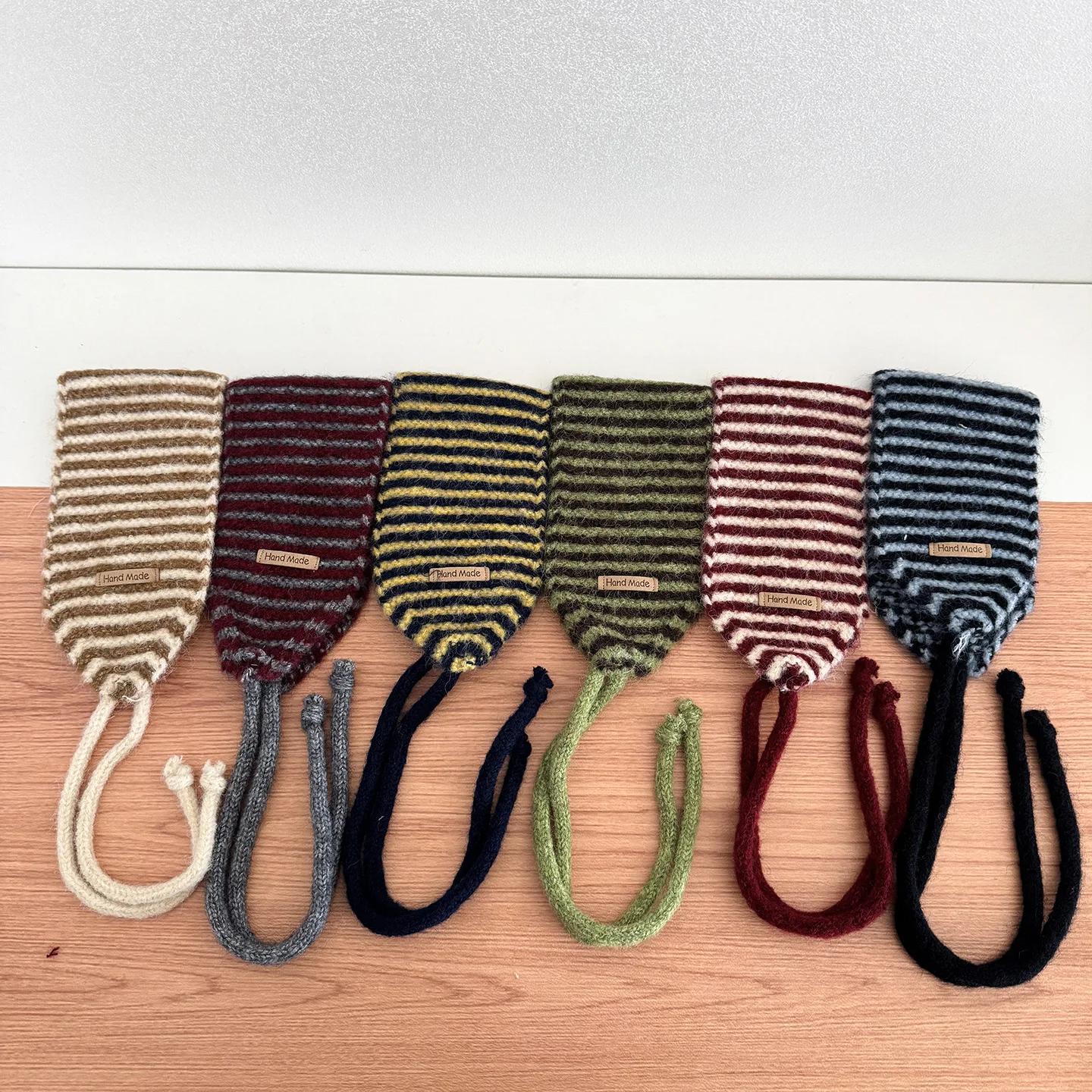 Women Striped Knit Ear Warmer Headband With Tie Strap Vintage Knitted Earmuffs Head Wrap Soft Warm Autumn Winter Hair Accessory