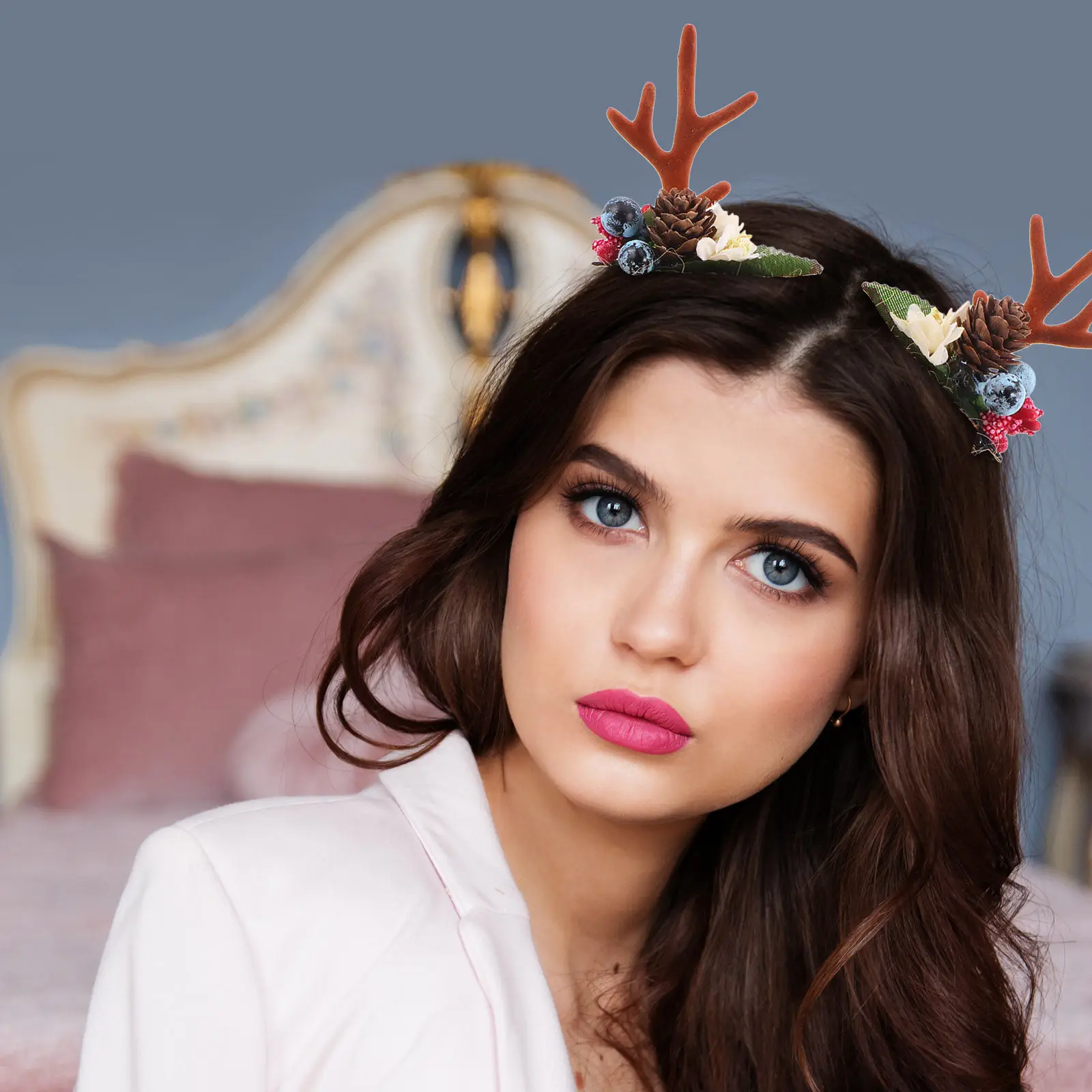 Christmas Antler Hair Clips 2 Pairs Berry Hairpins Festive Party Winter Holiday Hair Accessories Photo Props