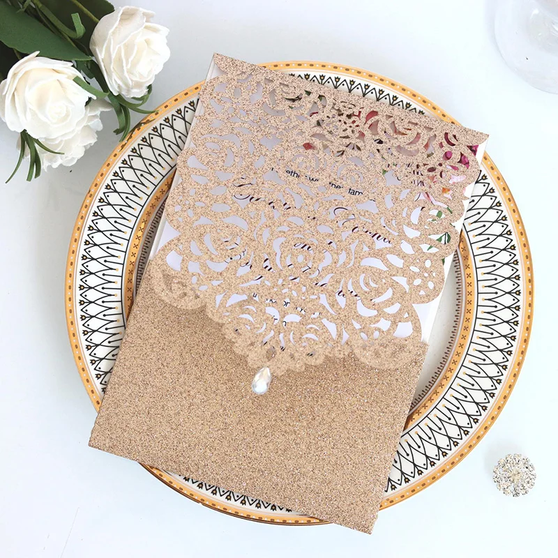 50Pcs Glitter Paper Laser Cut Hollowed Roses Wedding Invitation Card Cover Supply Engagement Christmas Party Wedding Decorations