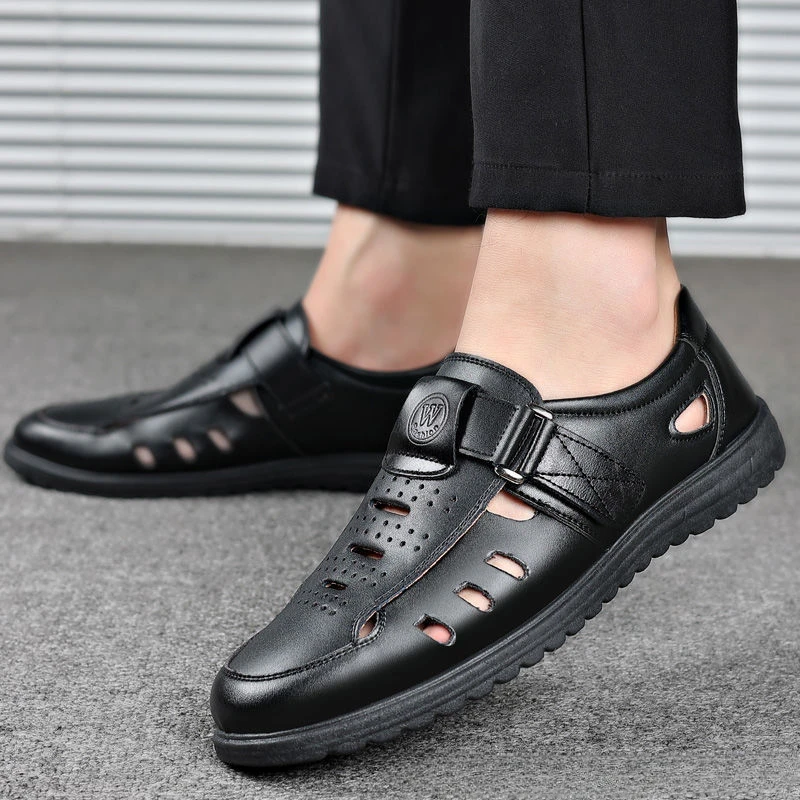 2024 Summer Men's Sandals Hollow Leather Shoes for Men Fashion Breathable Business Shoes Hole Men's Sneakers Classic Dad Sandals