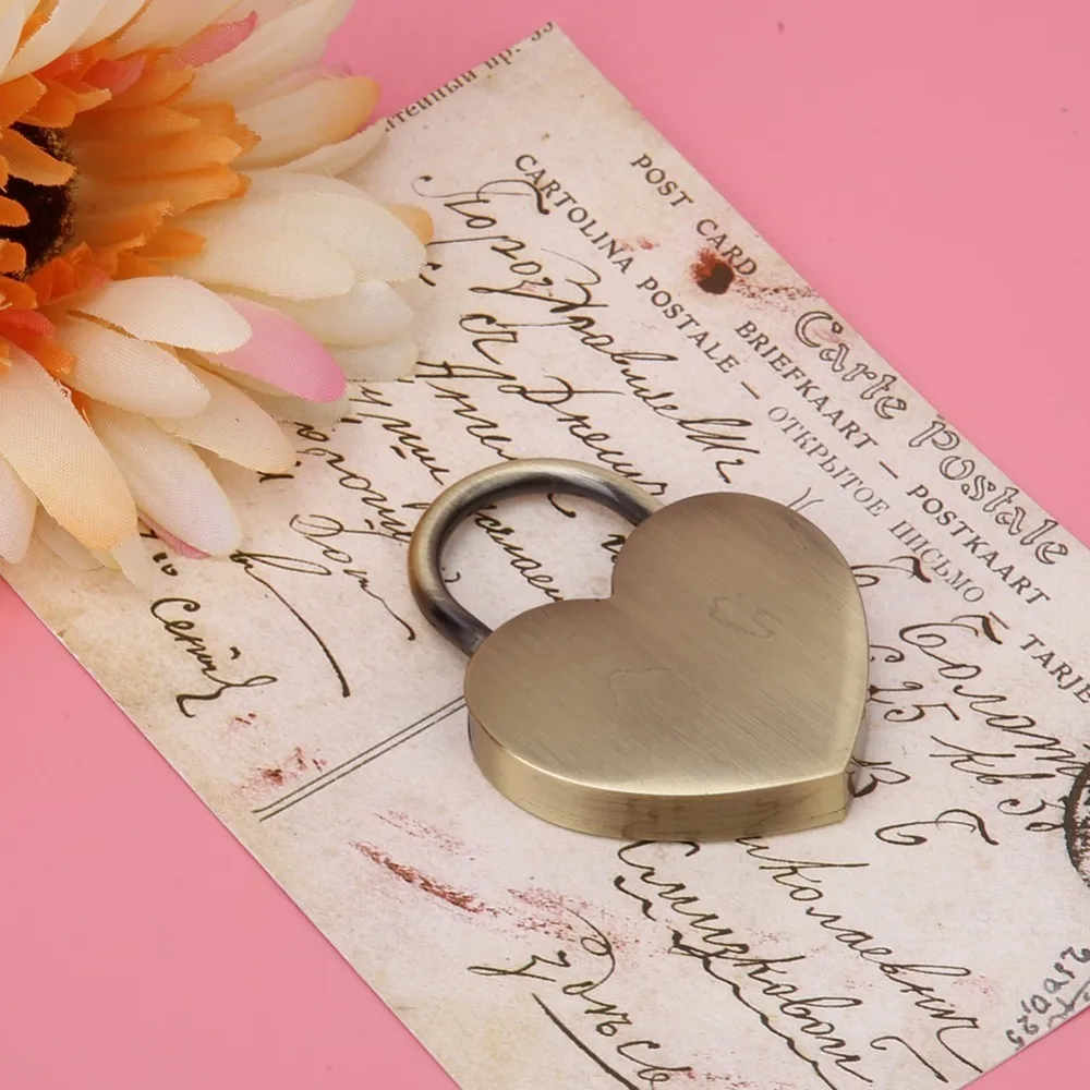 1pcs With Key Vintage Style Heart Padlock Gold Tone Heart Shaped Love Lock Metal Padlock Craft Supplies