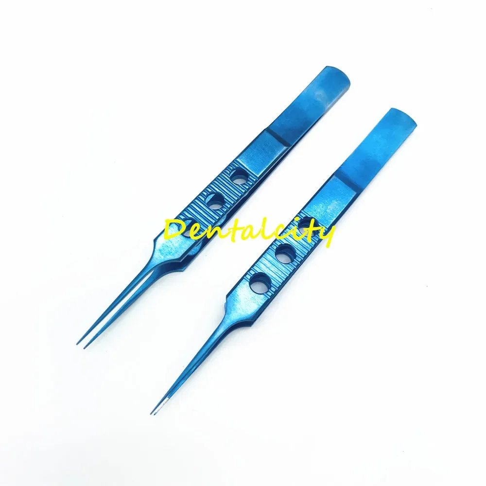 Strumento chirurgico oftalmico per microchirurgia al titanio da 7 pezzi con strumenti per palpebre con vassoio di disinfezione