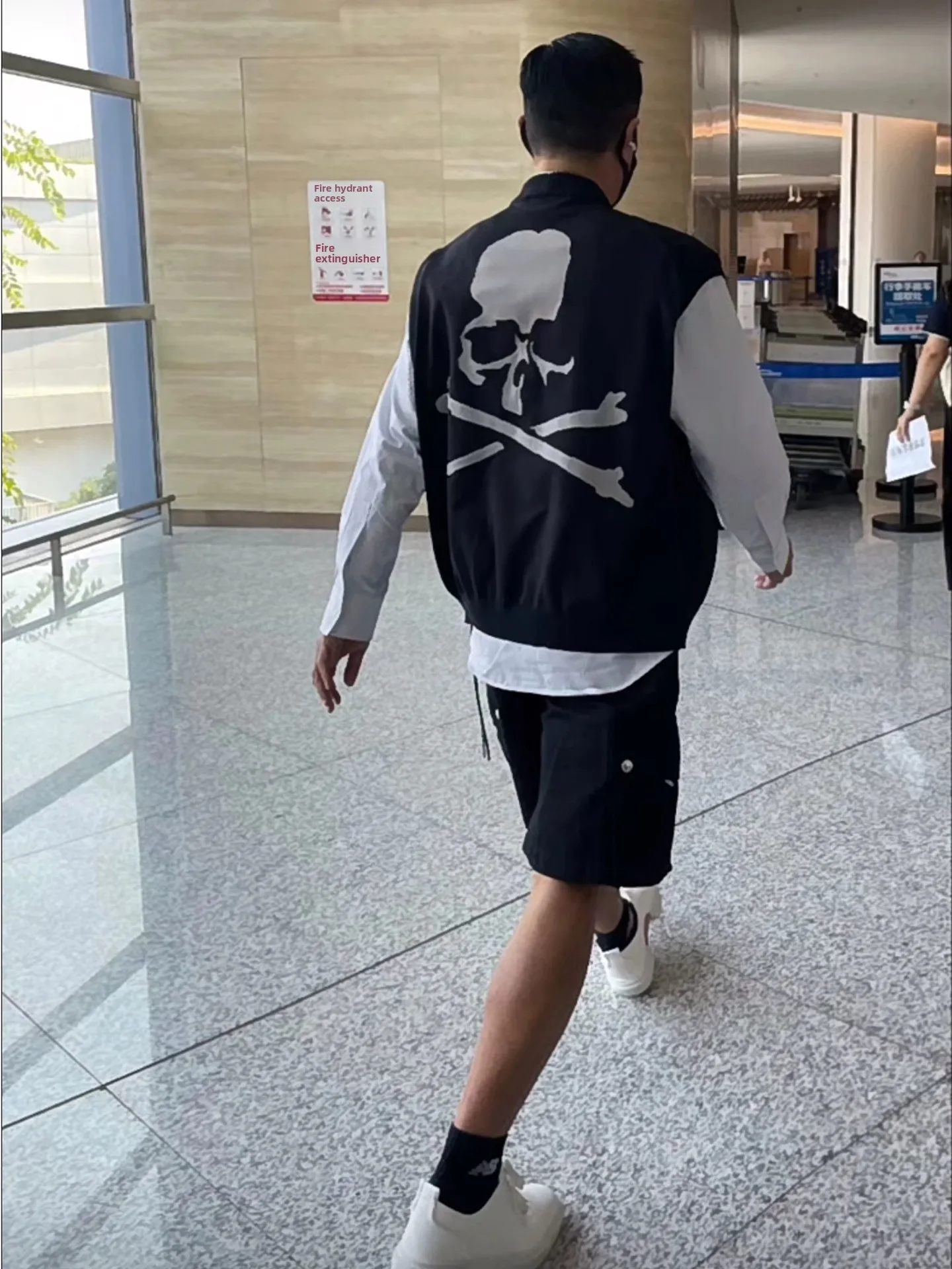 

Loose Fit Knitted Vest Skull Pattern Layering Outerwear Faionable Polyester Breathable V-Ne Button up Youth Autumn Wear