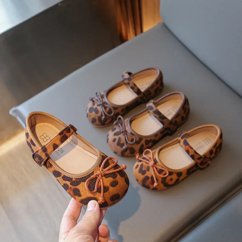 Vintage leopard print children's single shoes comfortable girls princess shoes 2-9years old kids flat cloth shoes prewalker