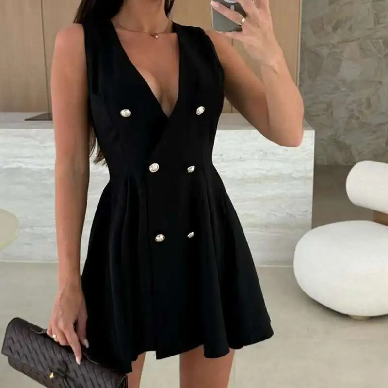 فستان مثير بدون أكمام نحيف على شكل حرف a 2025 صيفي عالي الخصر مطوي سيدة صغيرة موضة رقبة على شكل V مزدوجة الصدر للتنقل