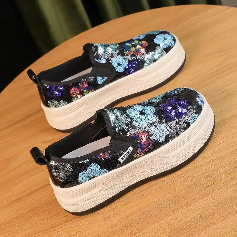 2024 New Woman\'s Spring Summer Casual Canvas Shoe Thick Sole Non Slip Flower Bling Slip-On Fashionable Loafers Shoes Board Shoes