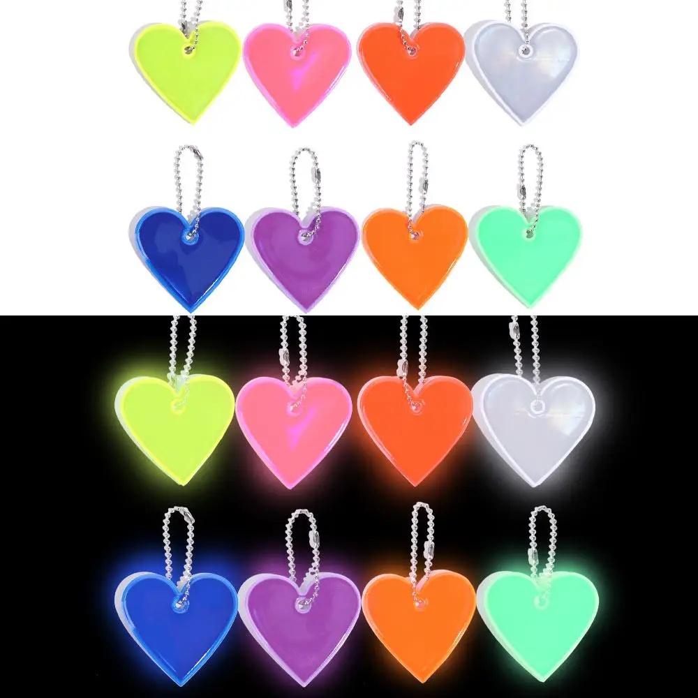 

High Visible Reflector Keyrings PVC Material Bright Colors Reflective Pendant Decoration Multi-functional Heart Shap Keychain