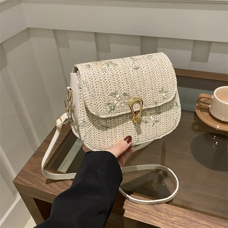 bolsa-crossbody-de-palha-tecida-2024-primavera-nova-chegada-moda-coreana-bloqueio-fivela-bolsa-de-ombro-ins-na-moda-pequeno-saco-quadrado