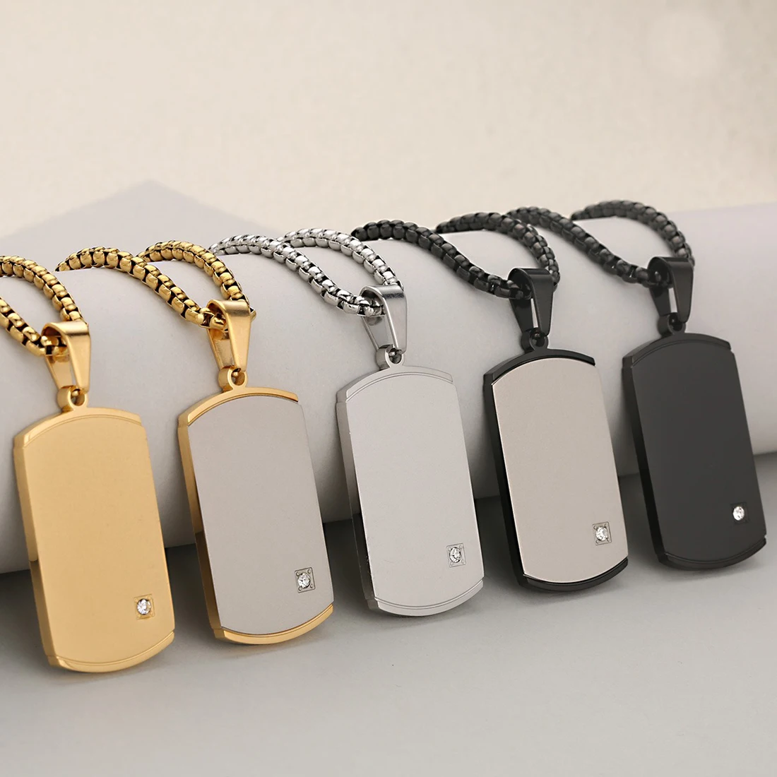 Mens Dog Tag Necklace - Kalung Liontin Dog Tag Kristal Minimalis