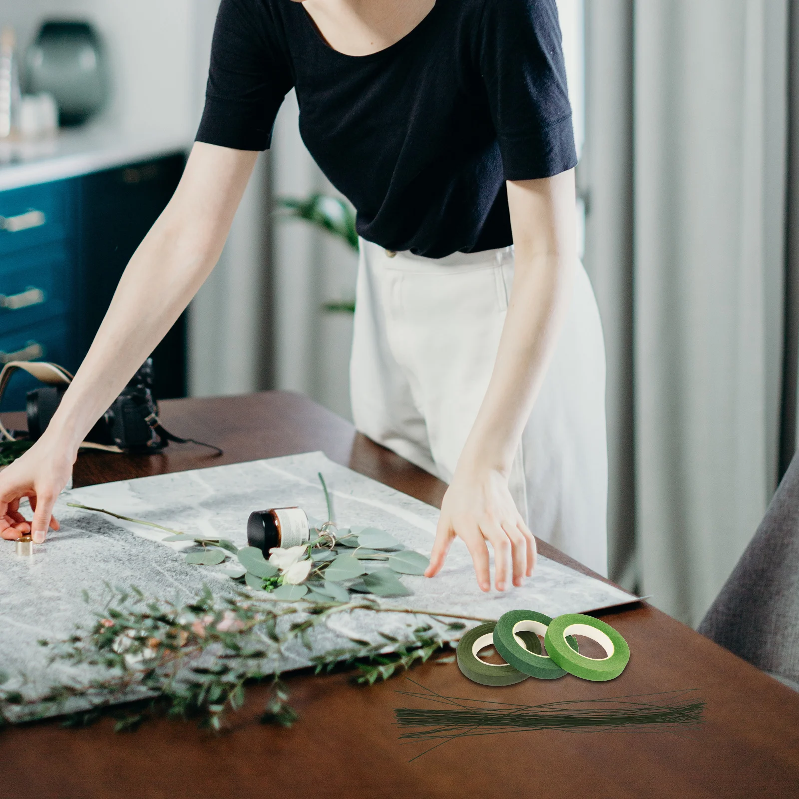 

1Set Floral Stem Wire and DIY Flower Tape Bouquet Wrap Tape Florist Craft Floral Supplies Wrapping Tools Bouquet Stem Wrap