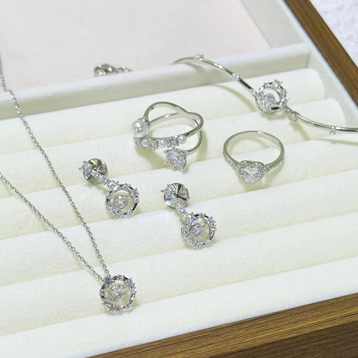 Original 2026 NEW Luxury Fashion Fine Jewelry Set for Women Black Crystal Necklace Earrings Bracelet Ring Party Accessories